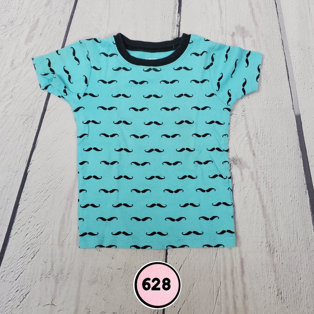 carters 5T boys tshirt ( 5 for $20 )